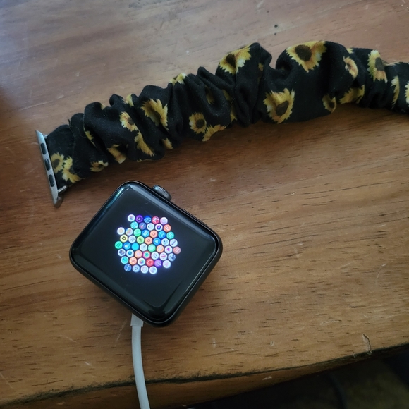 Apple watch  series 3